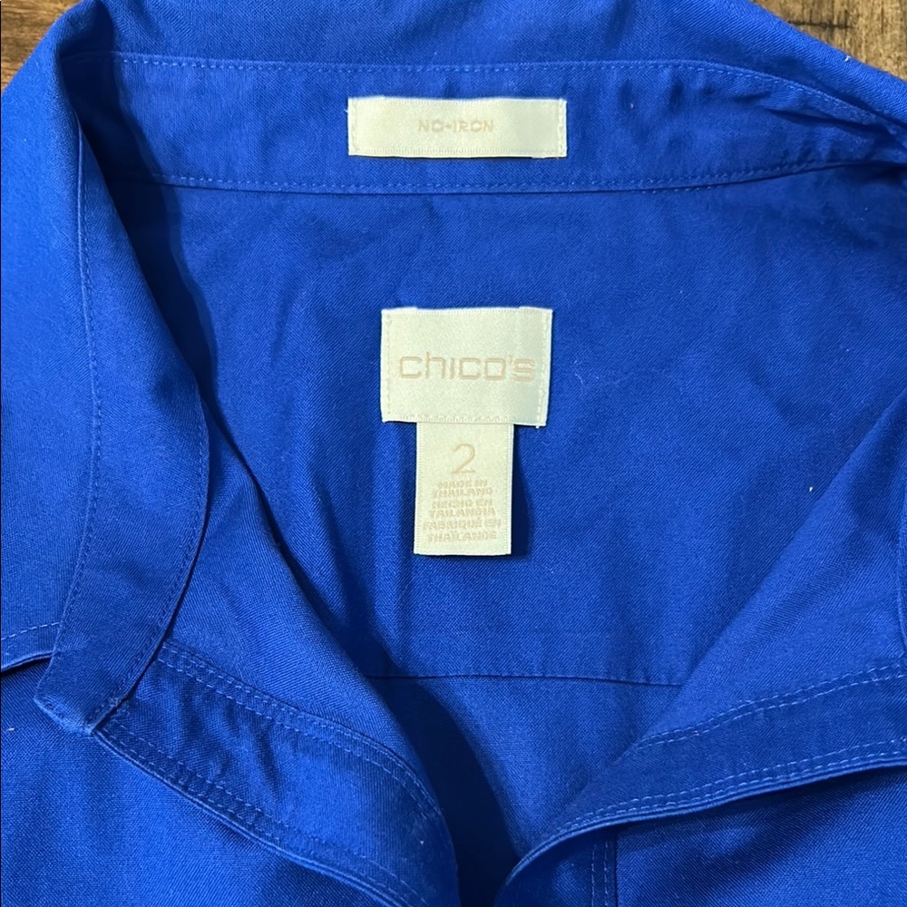 Chico's Blue Button-Up Shirt size 2 - Picture 2 of 5